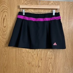 🧵adidas Skort - Size Medium